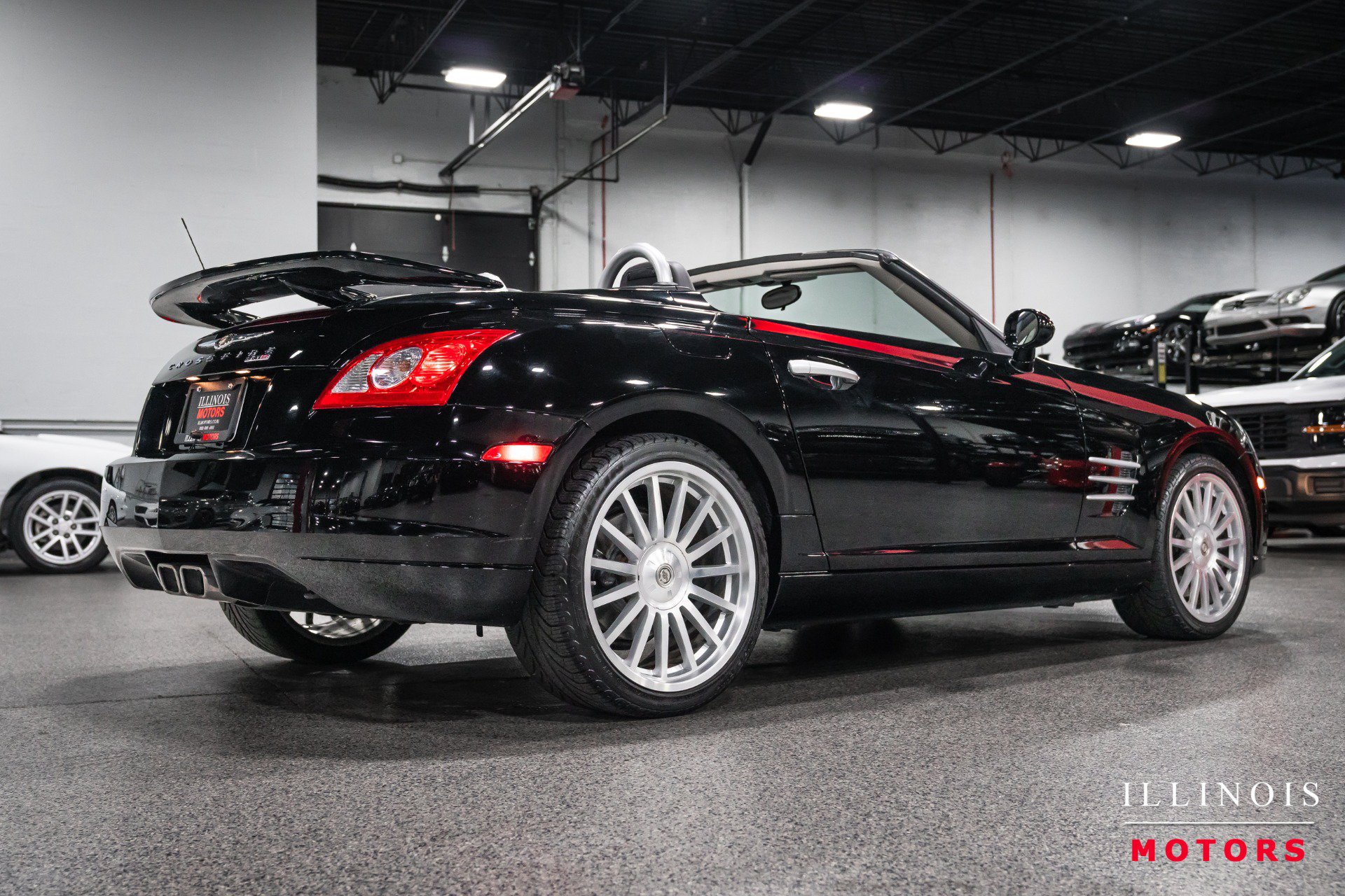 Used 2005 Chrysler Crossfire SRT-6 RWD image 5