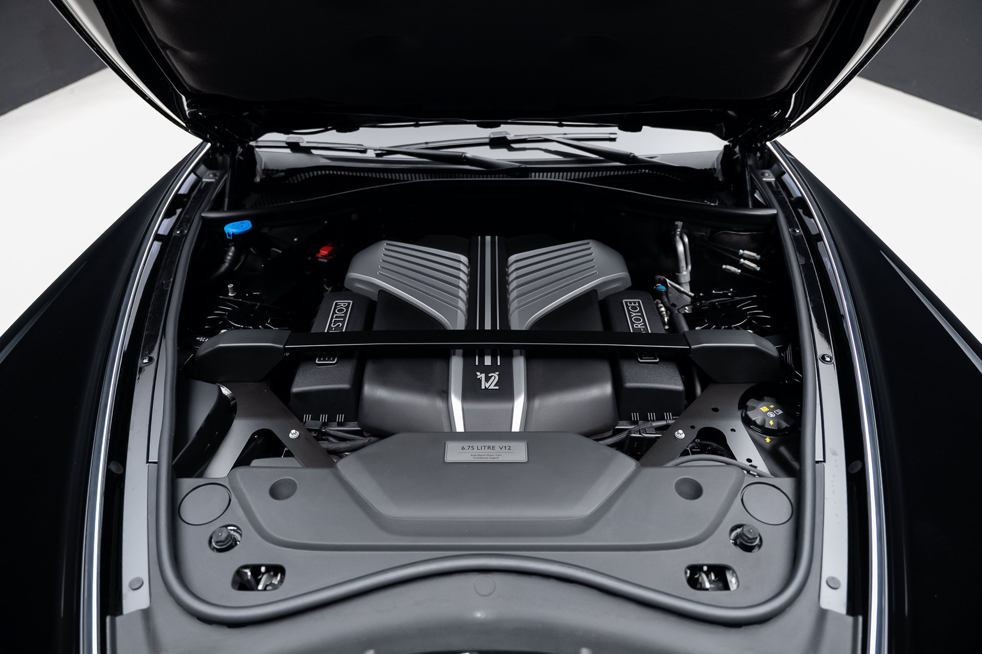 Used 2024 Rolls-Royce Phantom Extended Wheelbase RWD image 85