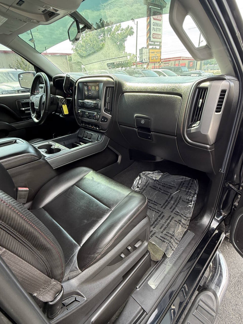 Used 2014 GMC Sierra 1500 SLT w/ All-Terrain Package AWD/4WD image 17
