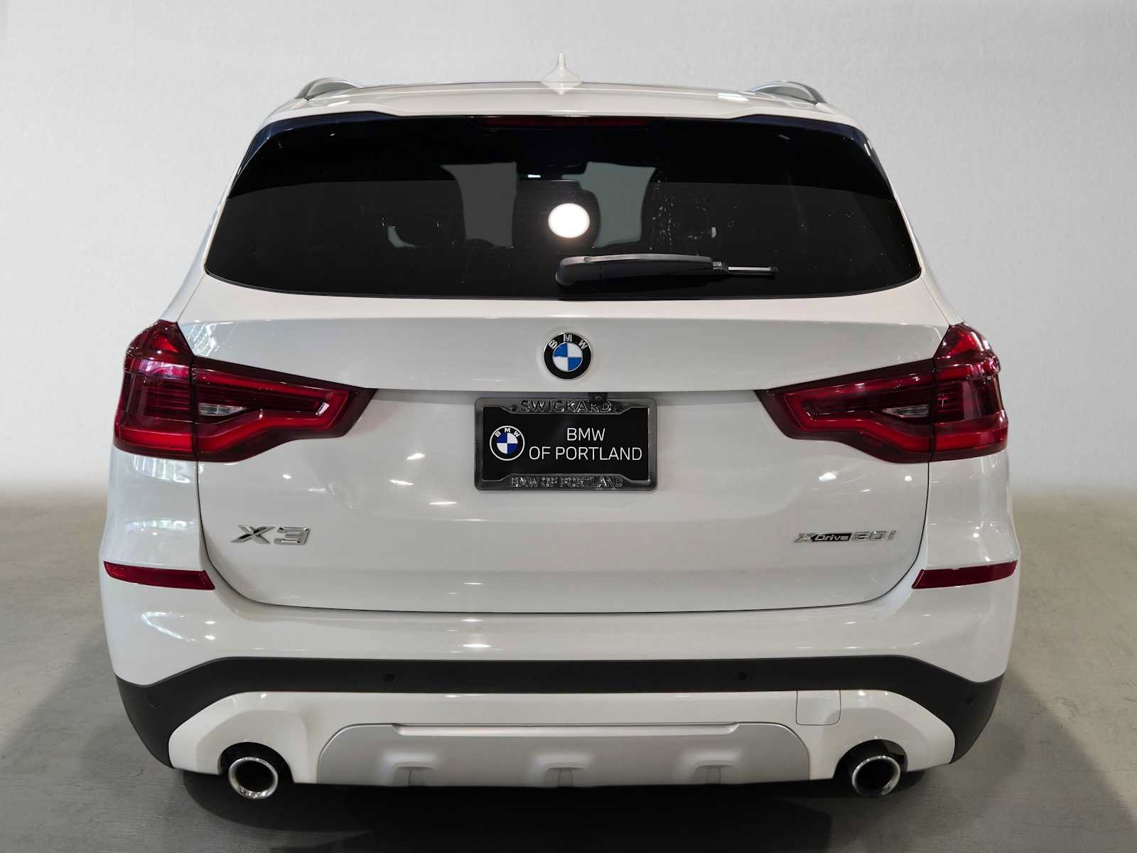 Used 2020 BMW X3 xDrive30i w/ Driving Assistance Package AWD/4WD image 4