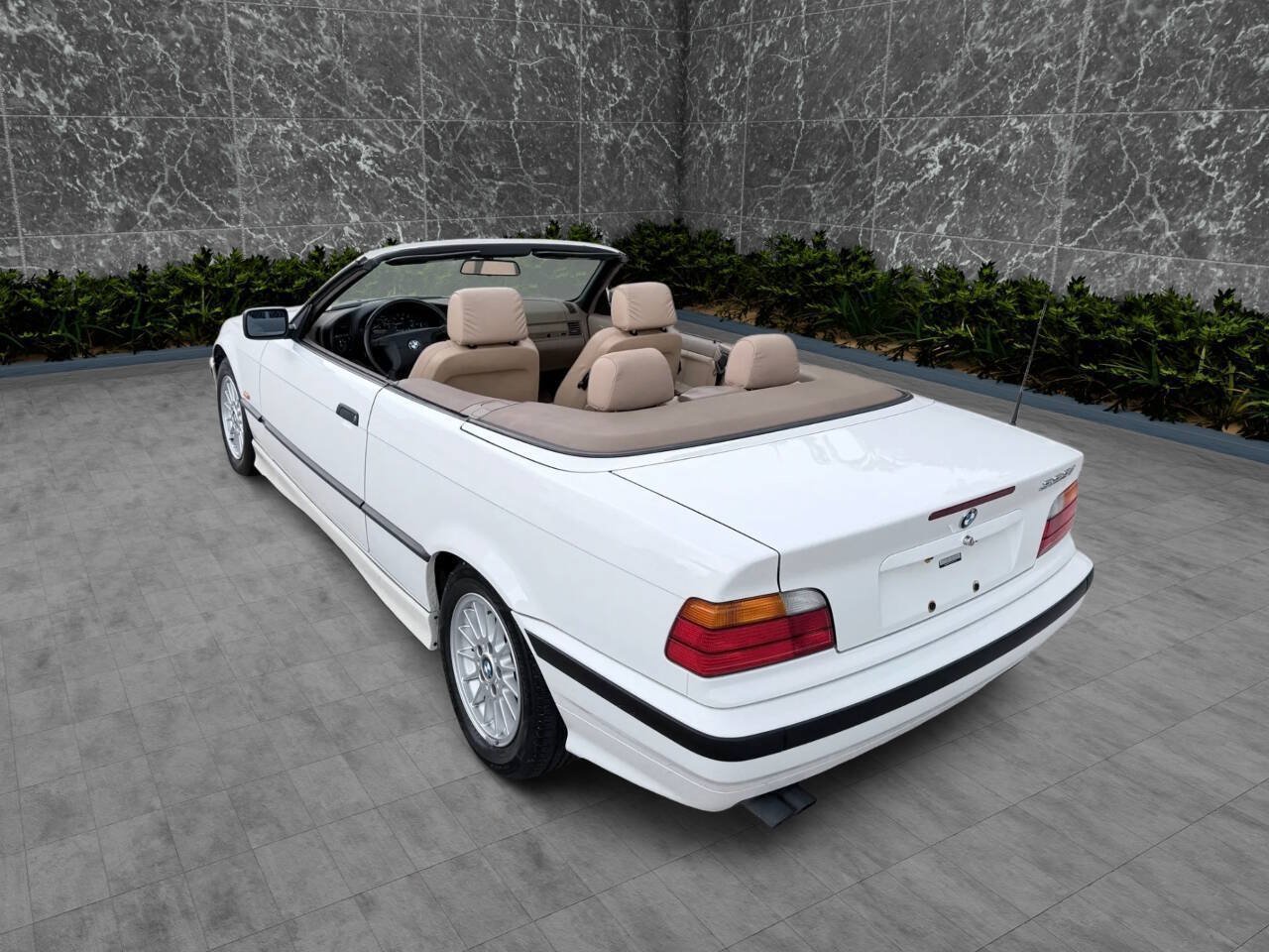 Used 1999 BMW 323i Convertible RWD image 8