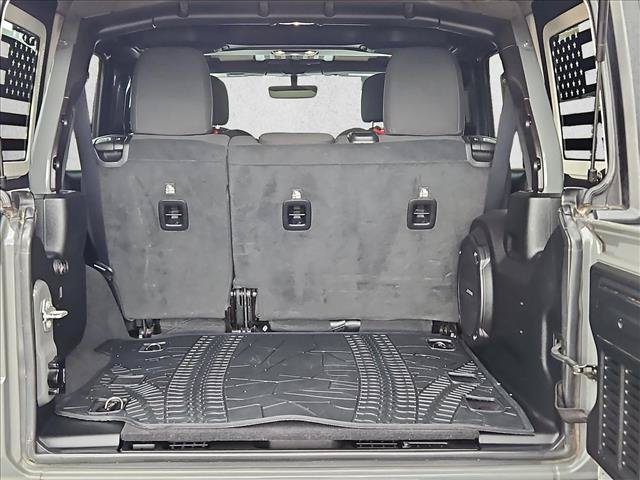 Used 2020 Jeep Wrangler Unlimited Rubicon AWD/4WD image 6