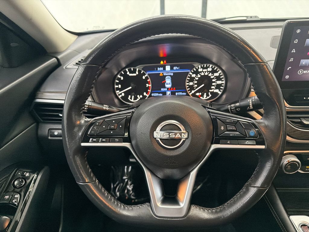Used 2023 Nissan Altima 2.5 SV w/ SV Premium Package image 24