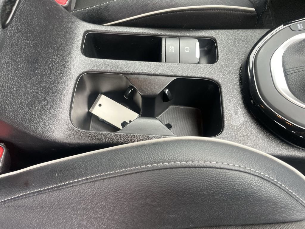 Certified 2024 Kia Forte GT-Line image 29