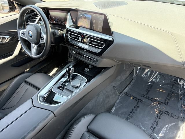 Used 2026 BMW Z4 sDrive30i RWD image 13