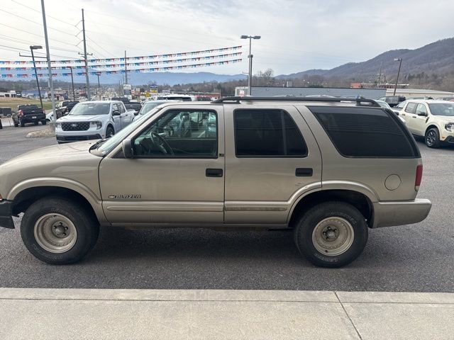 Used 2002 Chevrolet Blazer LS w/ Preferred Equipment Group image 6