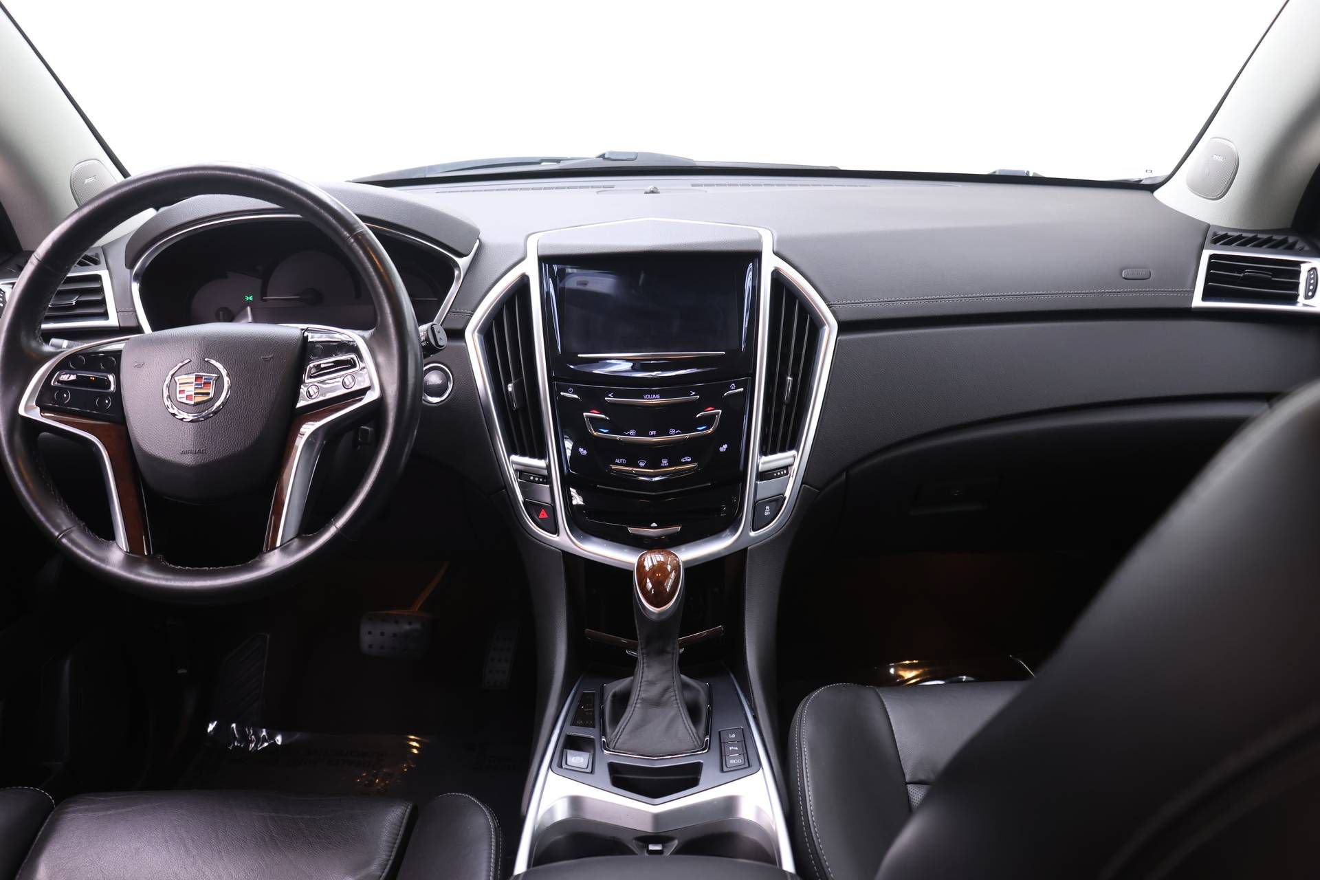 Used 2015 Cadillac SRX Luxury w/ Driver Awareness Package AWD/4WD image 8