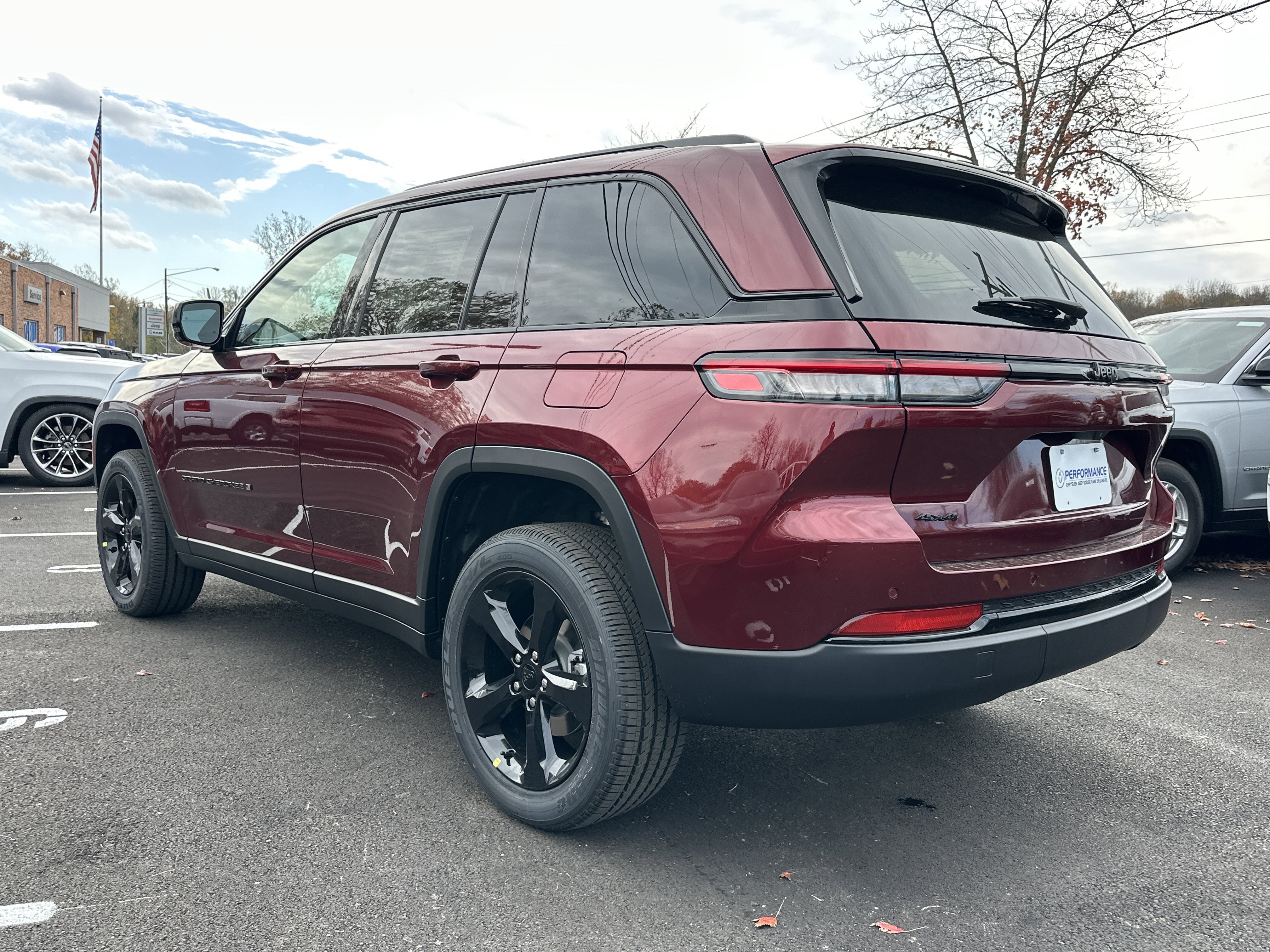 New 2025 Jeep Grand Cherokee Altitude image 25