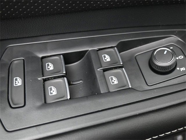 New 2026 Volkswagen Atlas SE image 13