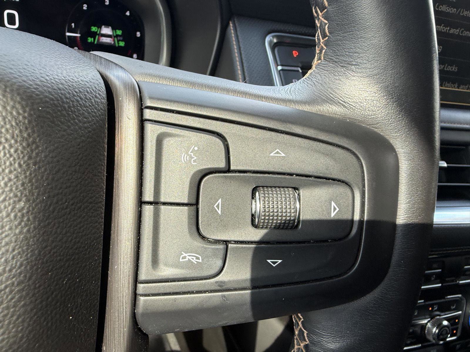 Used 2022 GMC Yukon AT4 image 15