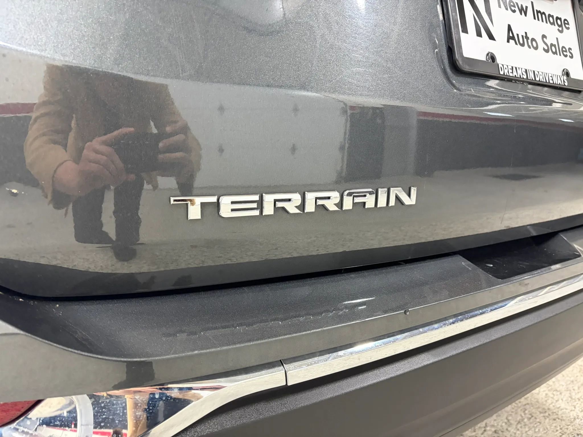 Used 2018 GMC Terrain SLT FWD image 17