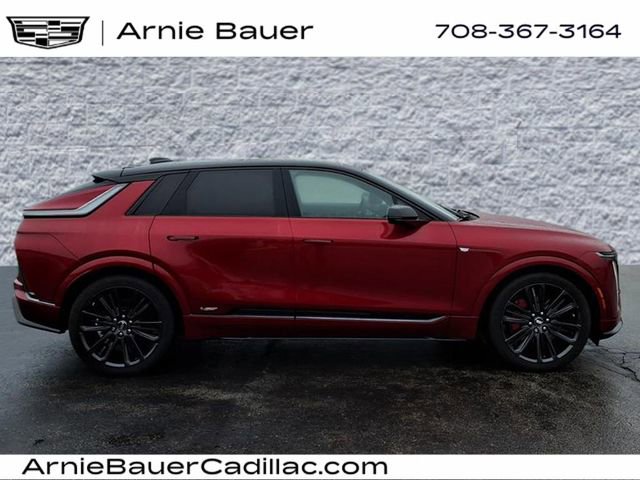 New 2026 Cadillac Lyriq V AWD/4WD image 4