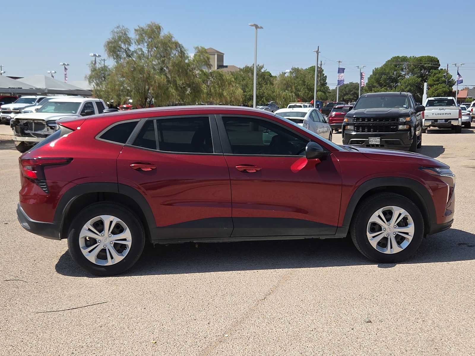 Used 2024 Chevrolet Trax LS FWD image 9