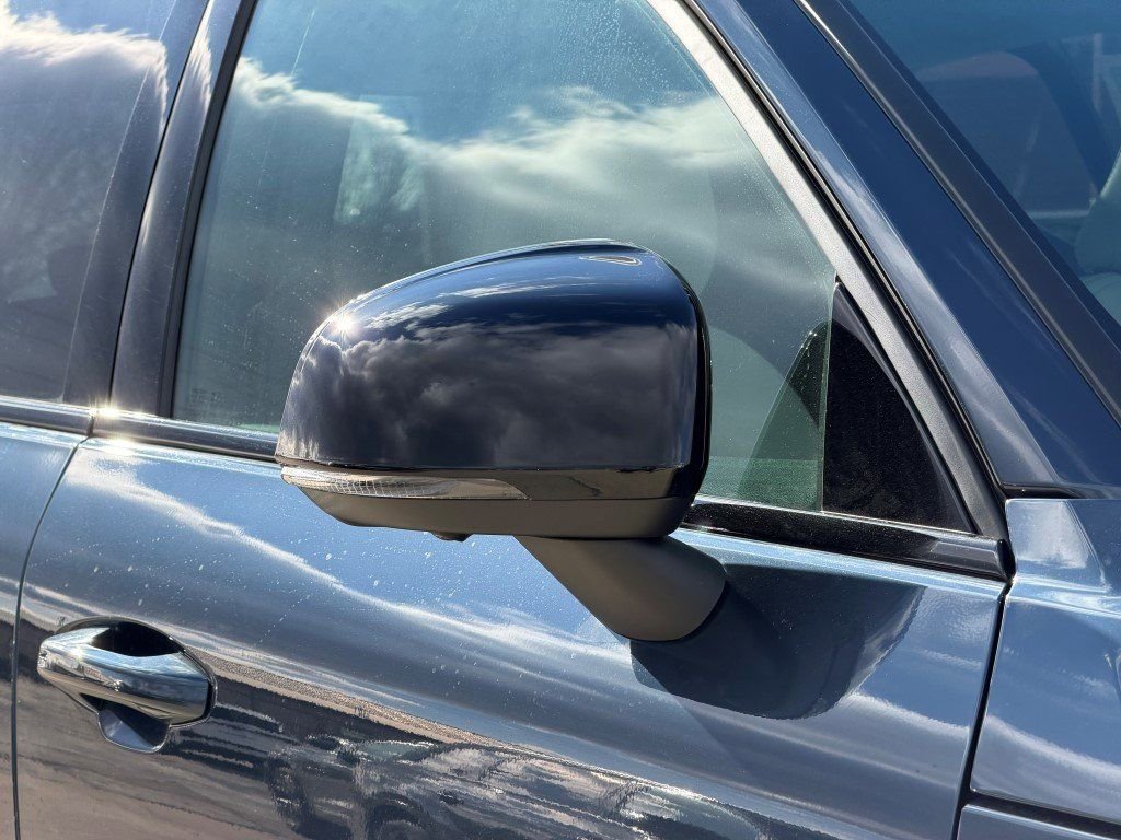 New 2026 Volvo XC40 B5 Ultra w/ Protection Package Premier image 5