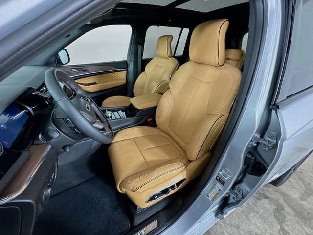 New 2025 Jeep Grand Cherokee Summit w/ Obsidian Package image 25