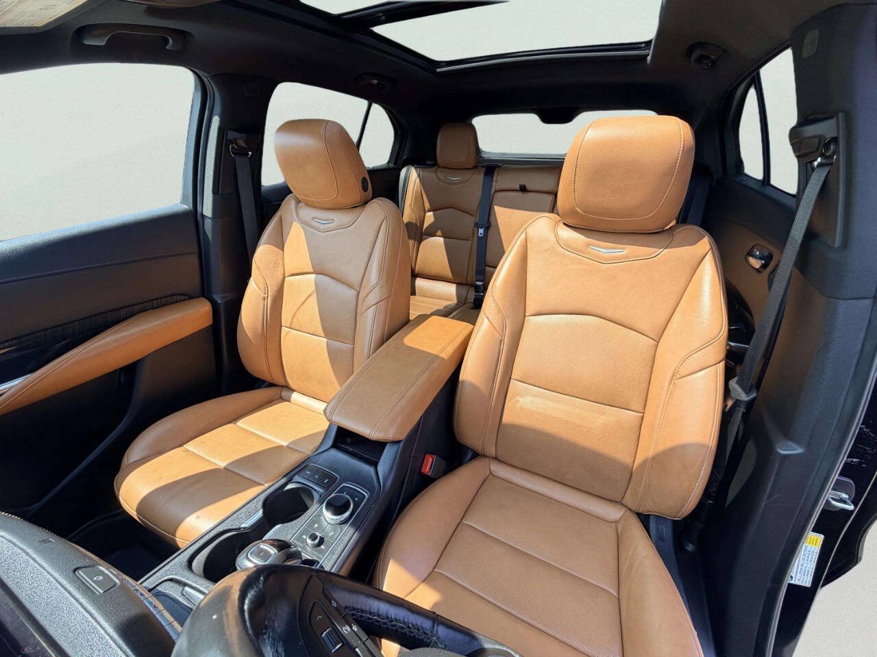Used 2019 Cadillac XT4 Premium Luxury FWD image 19