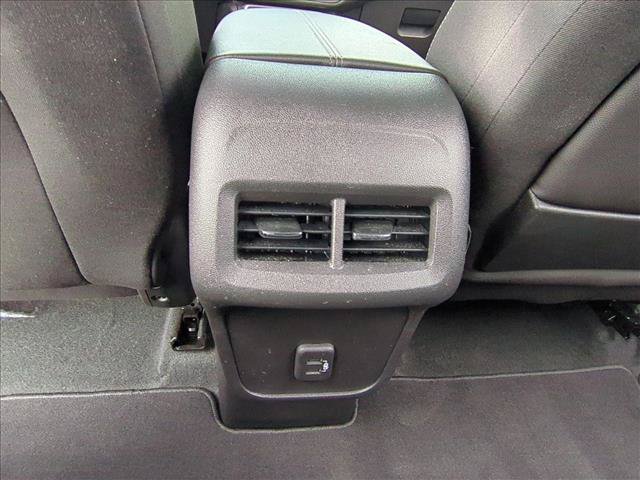Certified 2024 GMC Terrain SLE w/ Driver Convenience Package FWD image 16