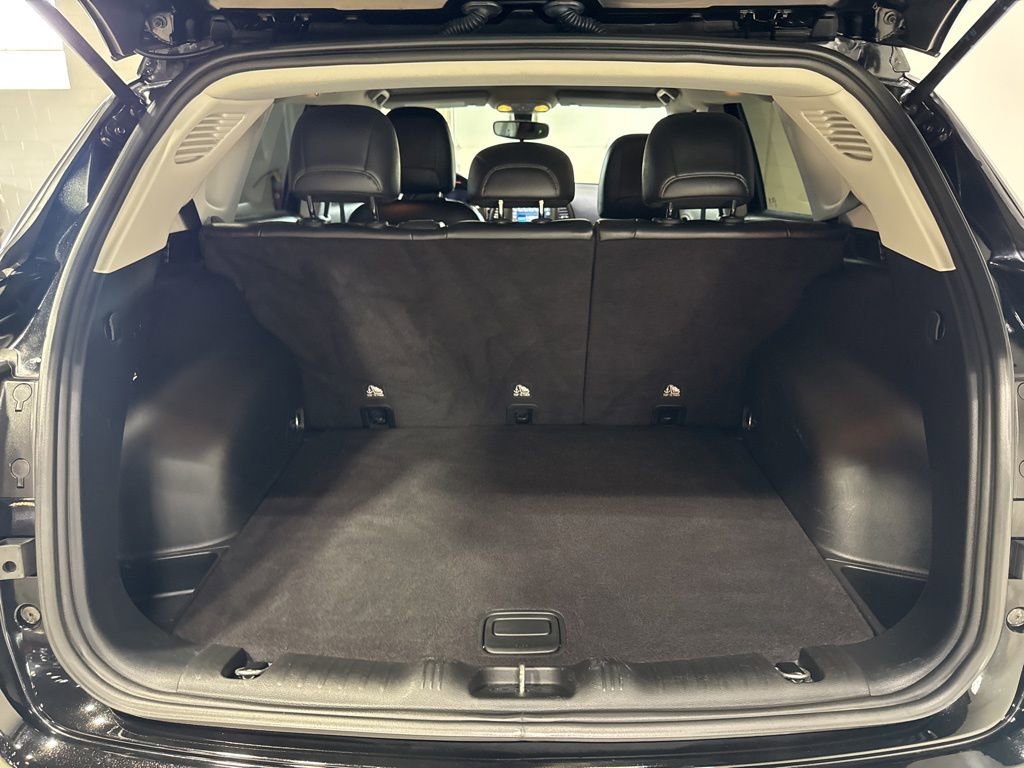 Used 2020 Jeep Compass Trailhawk AWD/4WD image 32