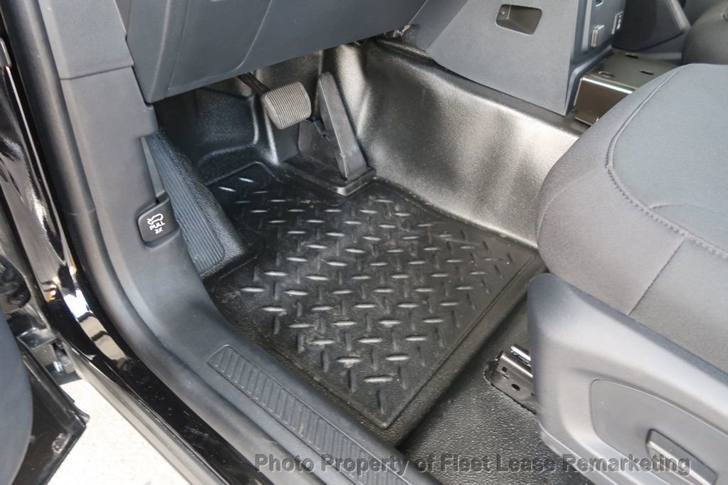 Used 2025 Ford Explorer 4WD Police Interceptor image 12