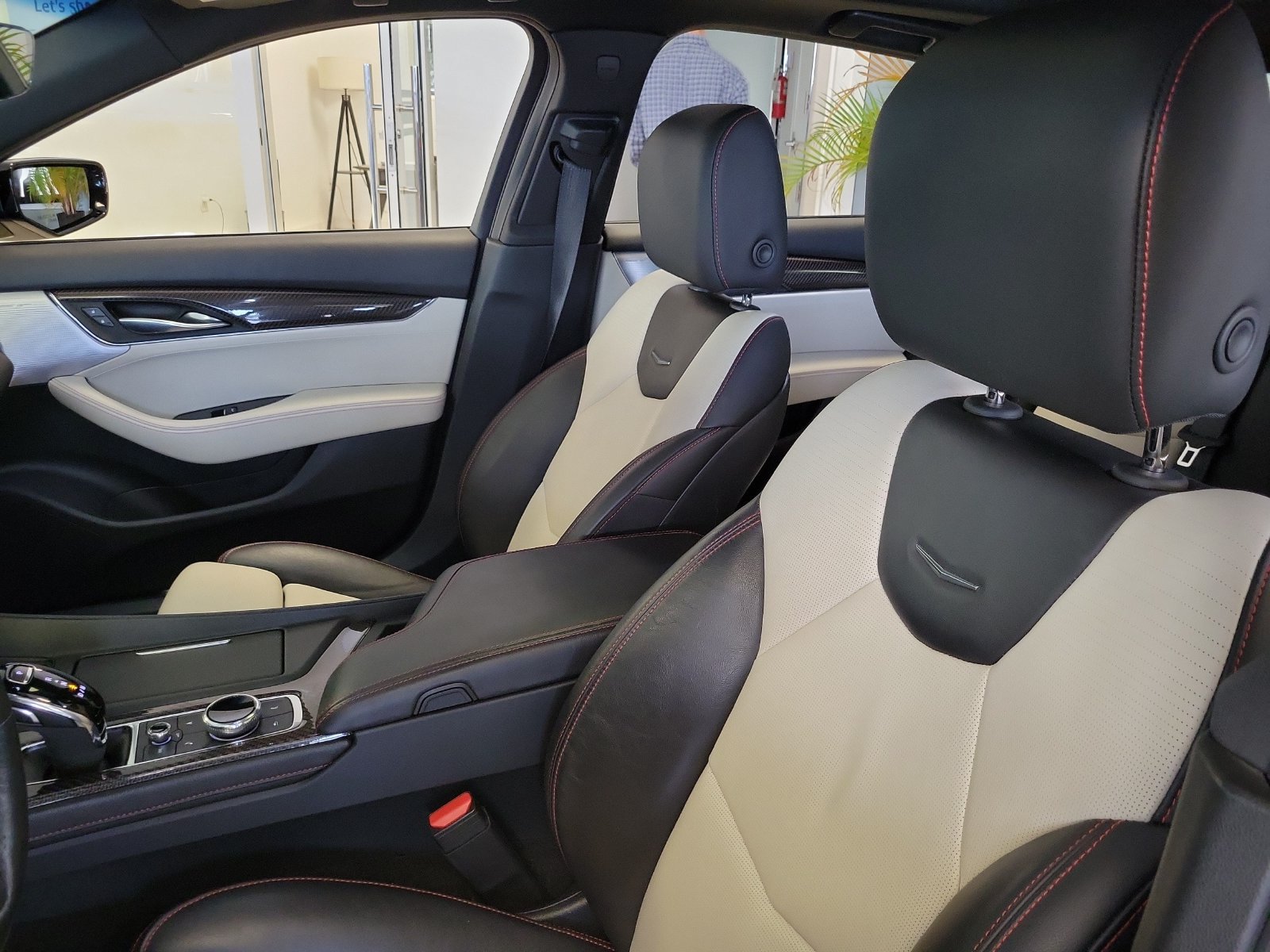 Used 2020 Cadillac CT5 V w/ Premium Package RWD image 9