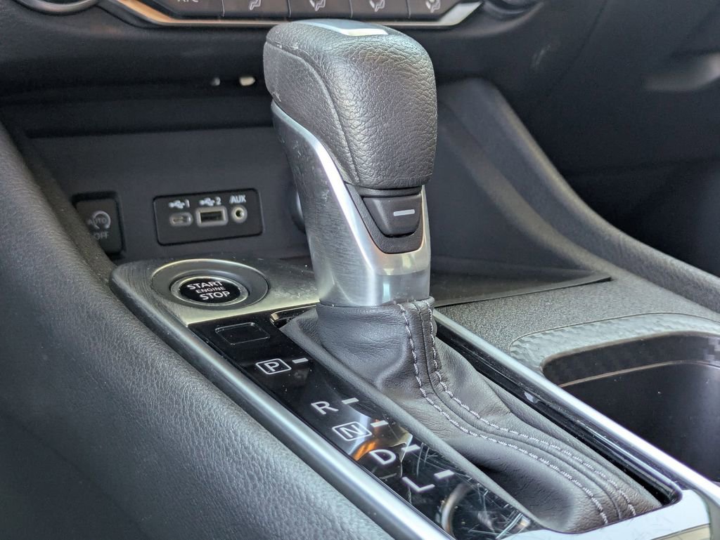 Used 2025 Nissan Sentra SV FWD image 22