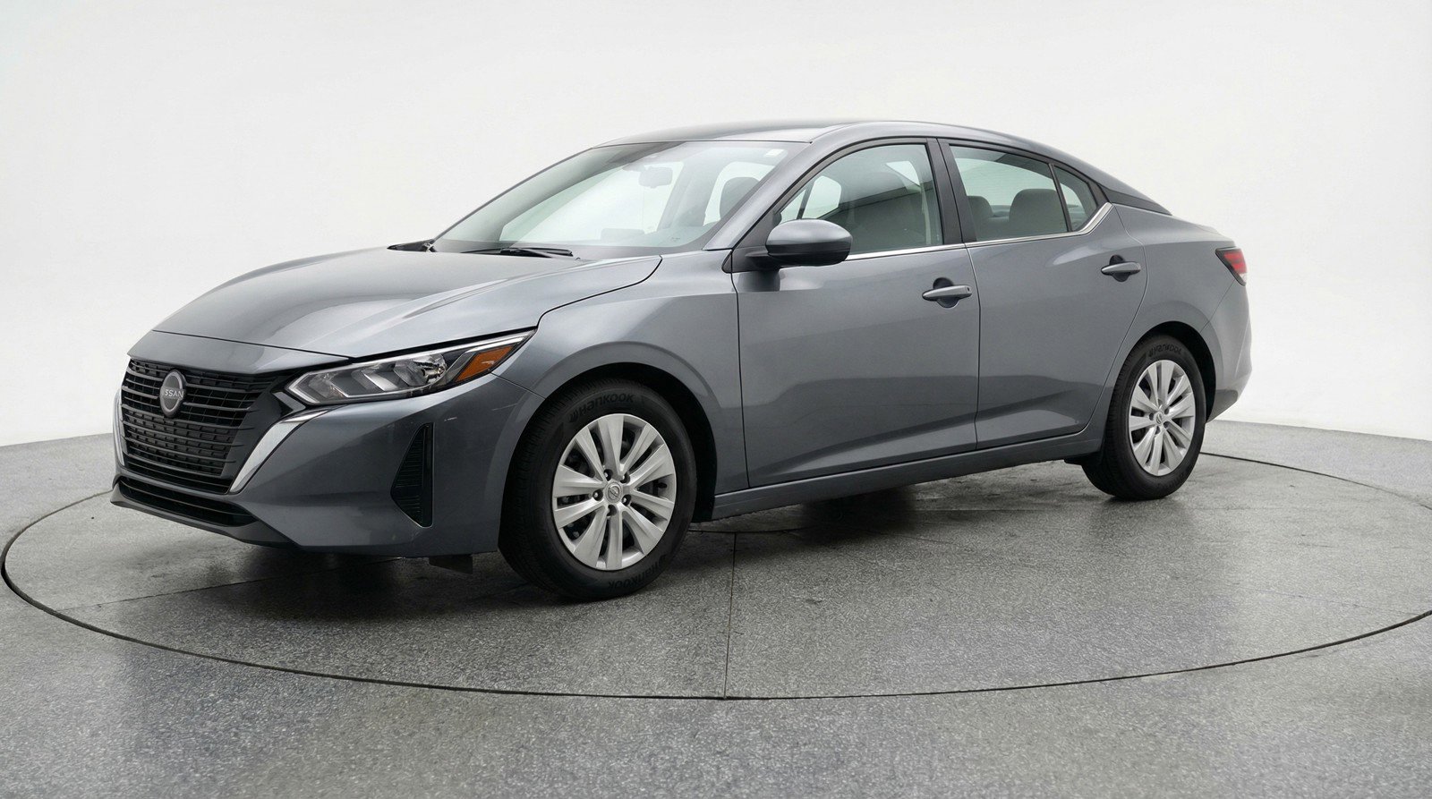 Used 2025 Nissan Sentra S image 3