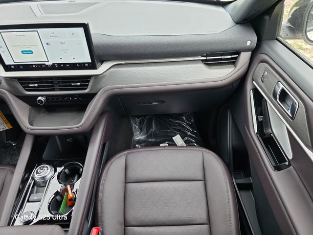 New 2026 Ford Explorer Platinum image 15