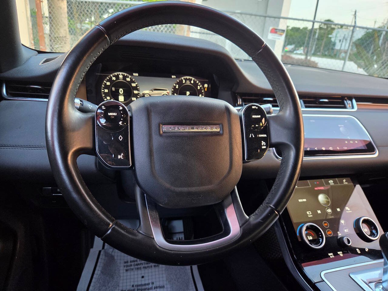 Used 2020 Land Rover Range Rover Evoque SE AWD/4WD image 25