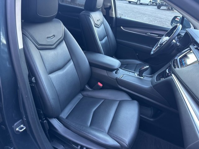 Used 2019 Cadillac XT5 Luxury image 35