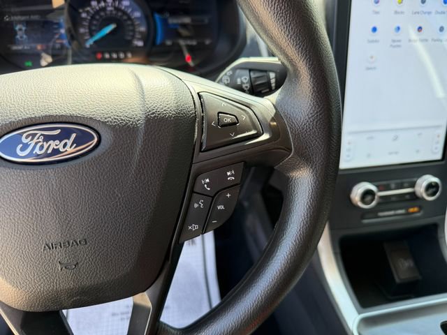 Used 2022 Ford Edge SE w/ Black Appearance Package image 29