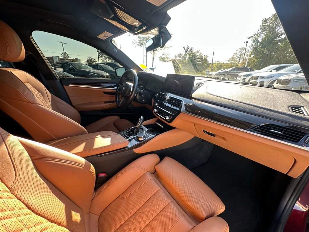 Used 2023 BMW 530i w/ M Sport Package image 25