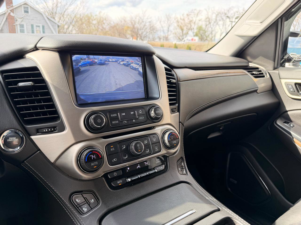 Used 2019 GMC Yukon Denali w/ Denali Ultimate Package image 32