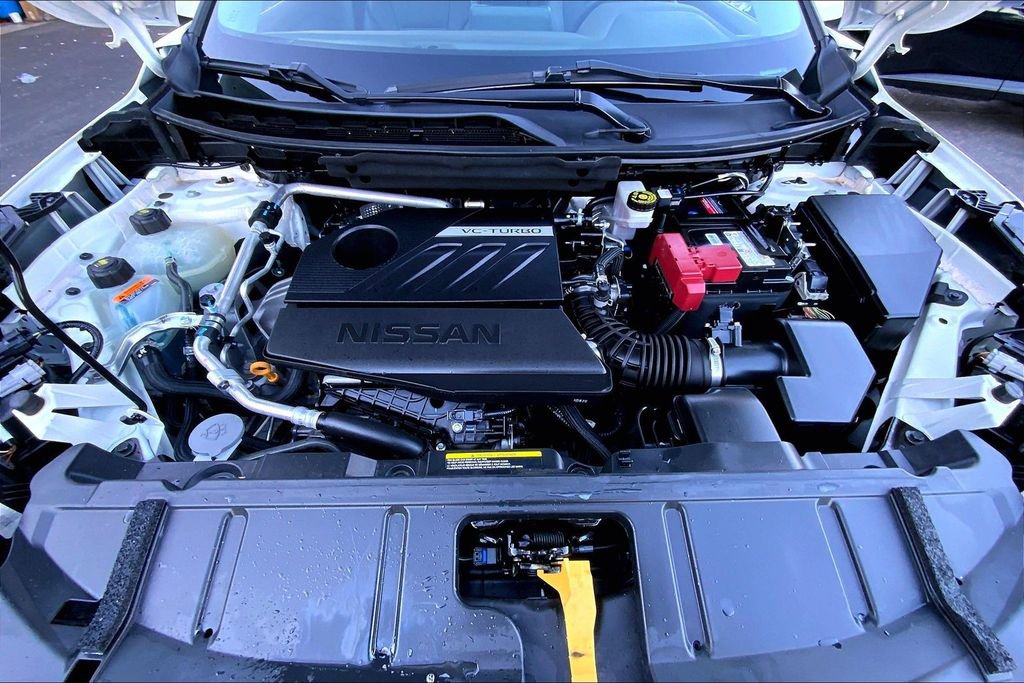 Used 2023 Nissan Rogue SV w/ SV Premium B Package image 21