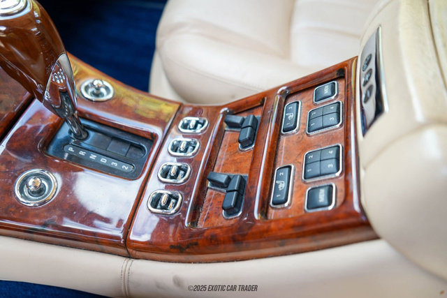 Used 2003 Bentley Arnage R RWD image 39
