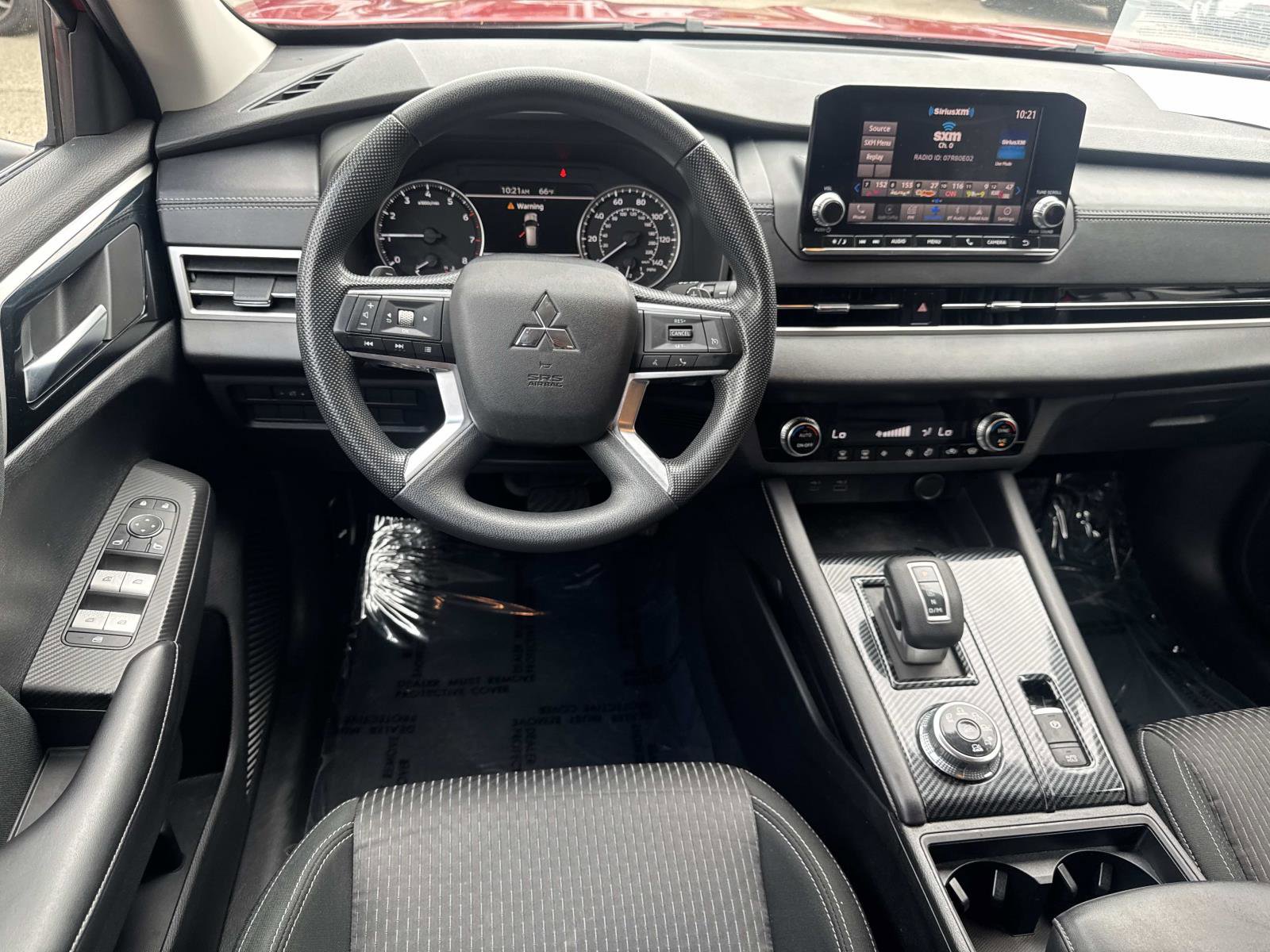 Used 2022 Mitsubishi Outlander ES image 9