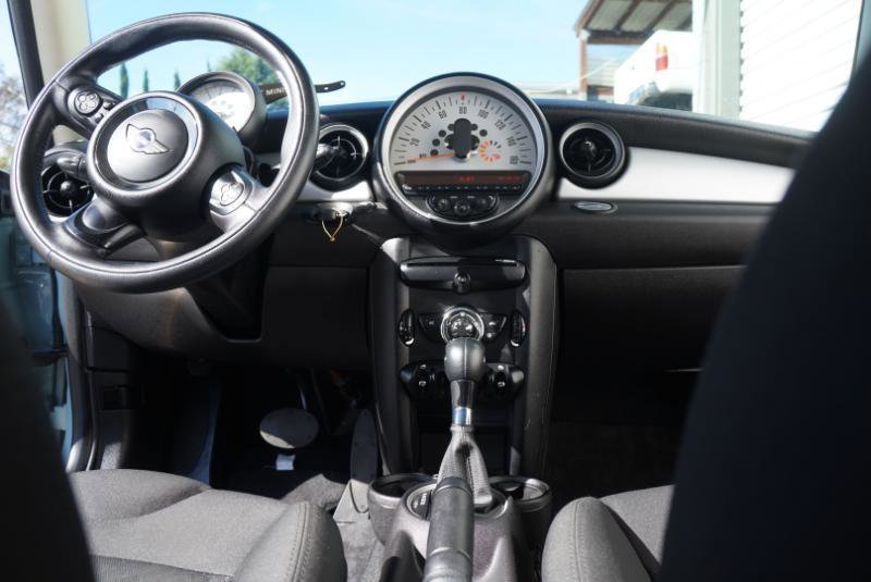 Used 2013 MINI Cooper Hardtop image 11