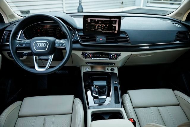 Certified 2025 Audi Q5 2.0T Premium Plus w/ Premium Plus Package image 26