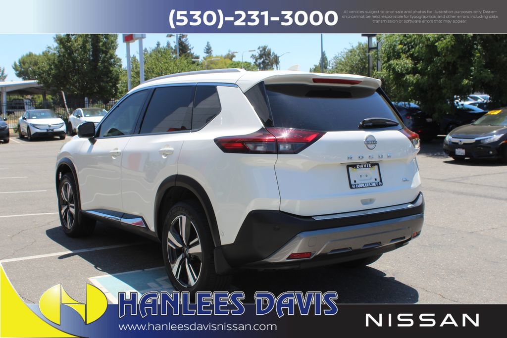 Used 2023 Nissan Rogue SL w/ SL Premium Package FWD image 9