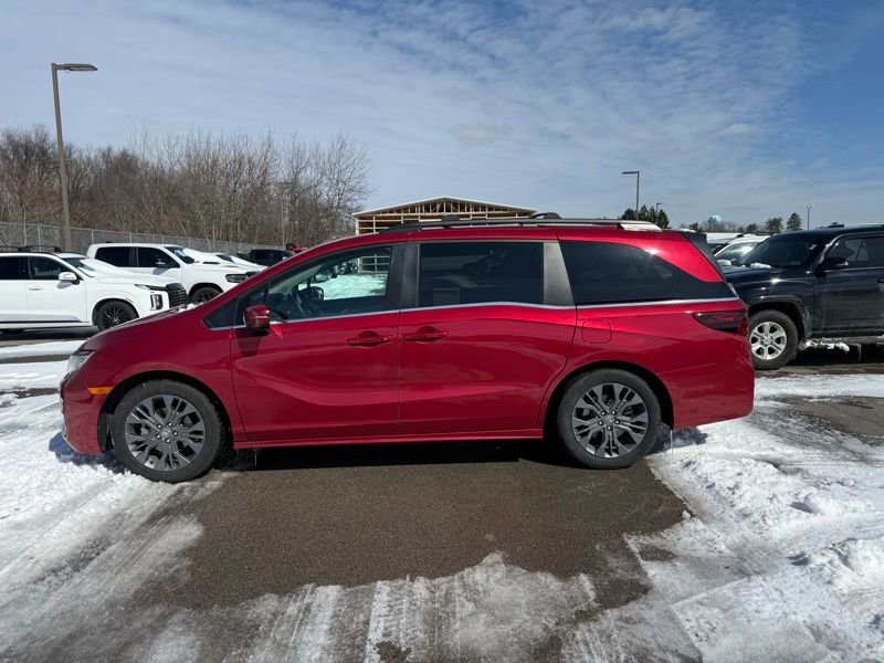 Used 2025 Honda Odyssey Touring image 9
