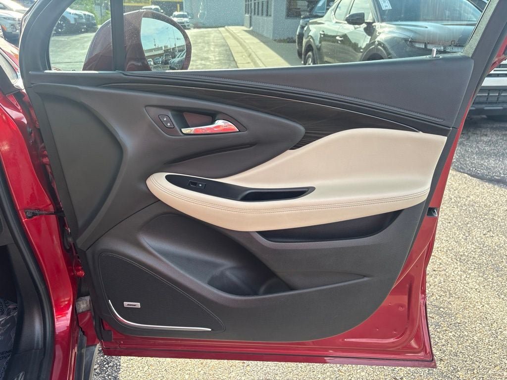 Used 2019 Buick Envision Premium w/ Driver Confidence Package AWD/4WD image 37