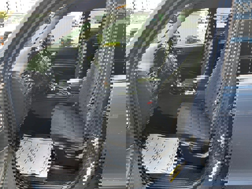 Used 2021 Dodge Durango SXT image 16