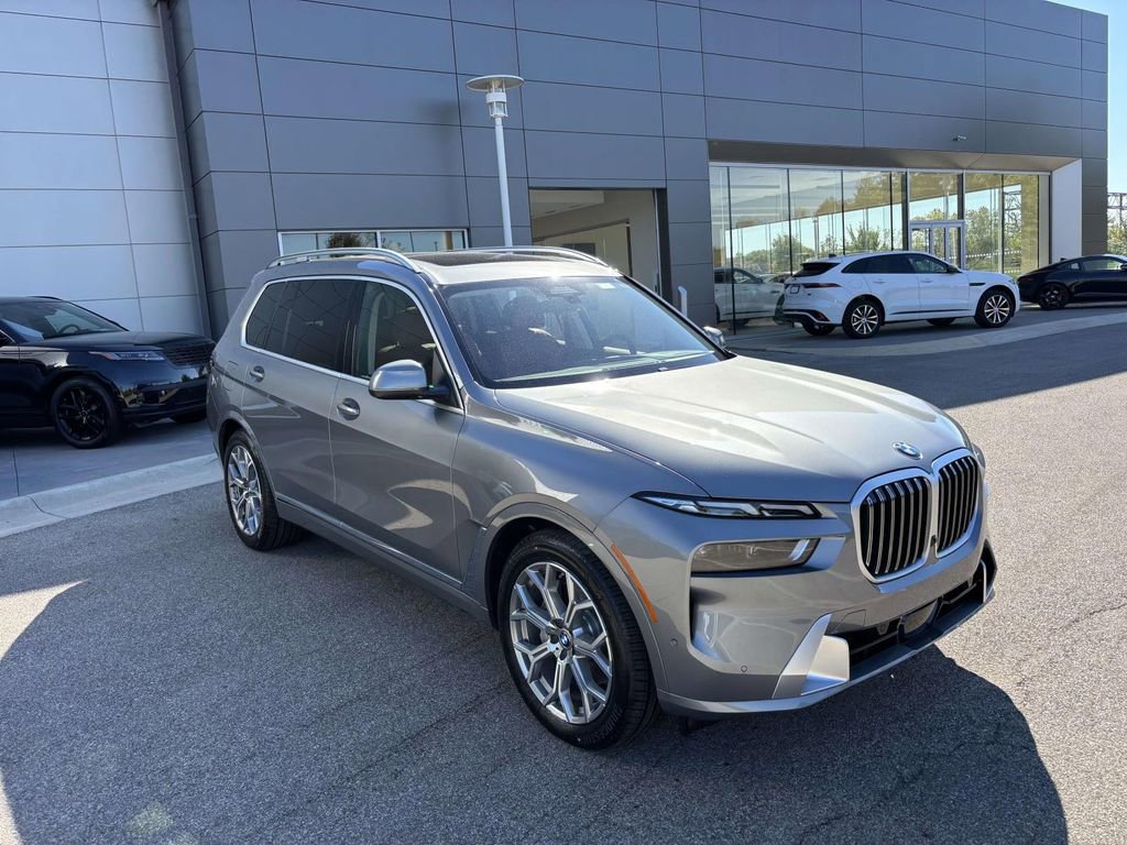 New 2026 BMW X7 xDrive40i image 1
