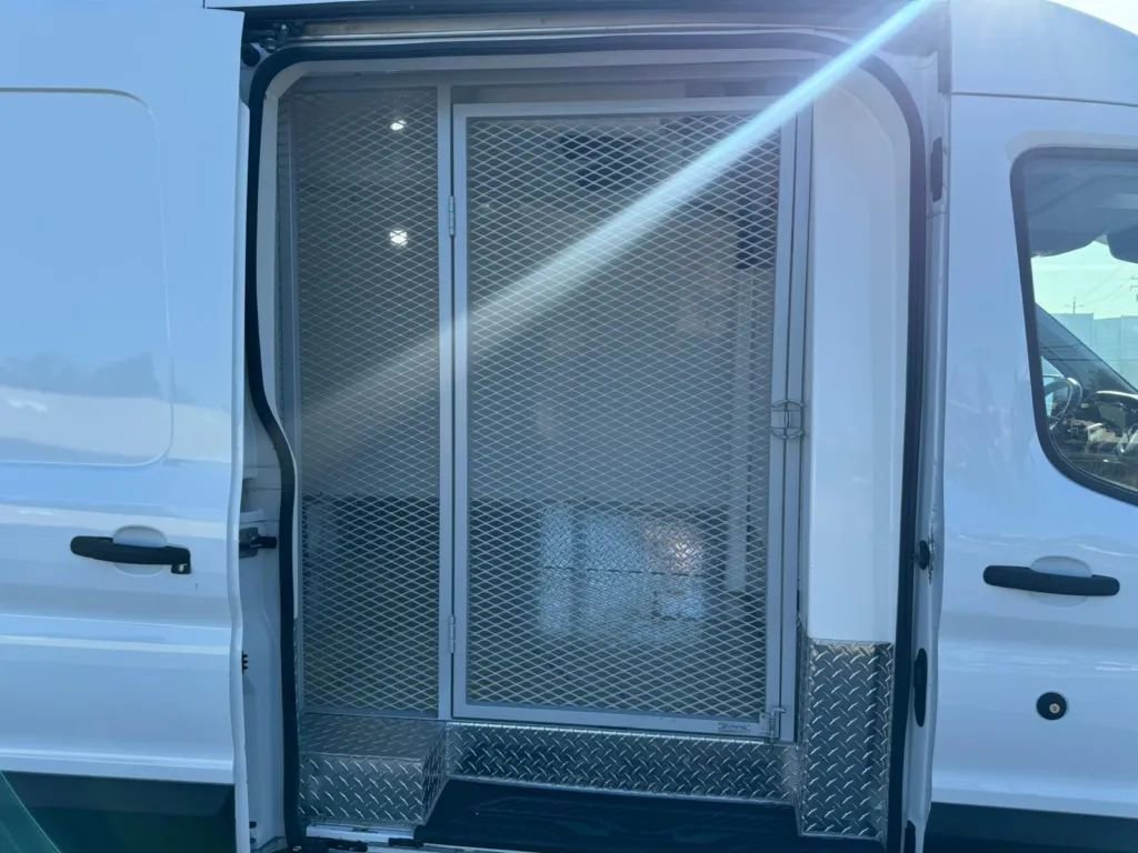 Used 2019 Ford Transit 250 148 Medium Roof image 22