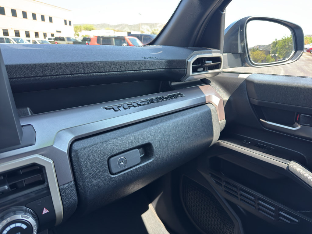 Used 2026 Toyota Tacoma TRD Off-Road AWD/4WD image 24