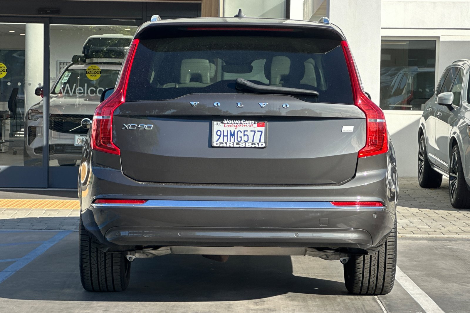 Certified 2023 Volvo XC90 T8 Plus w/ Protection Package AWD/4WD image 5