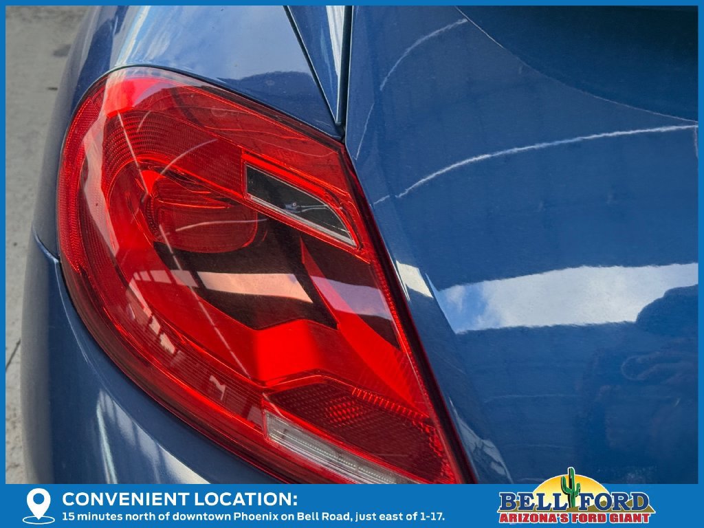 Used 2012 Volkswagen Beetle Turbo FWD image 10
