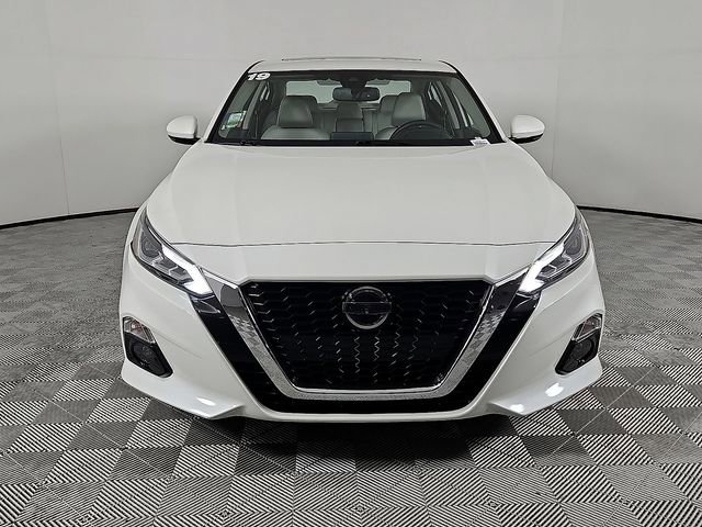 Used 2019 Nissan Altima 2.5 SV image 2