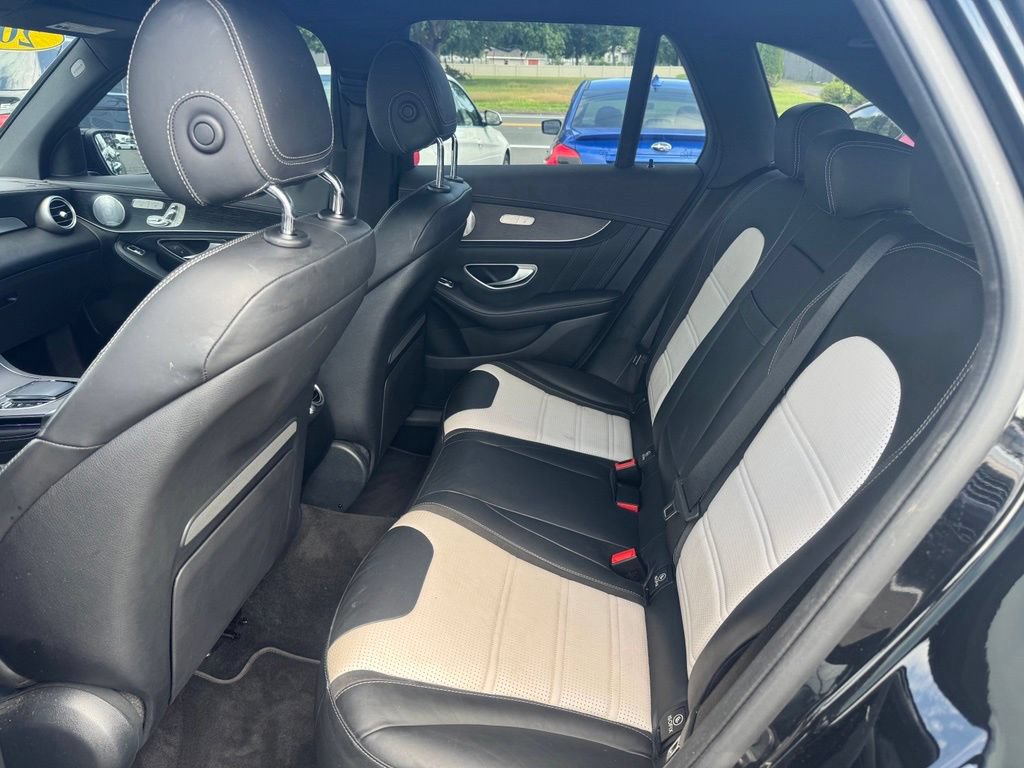 Used 2020 Mercedes-Benz GLC 63 AMG 4MATIC image 31