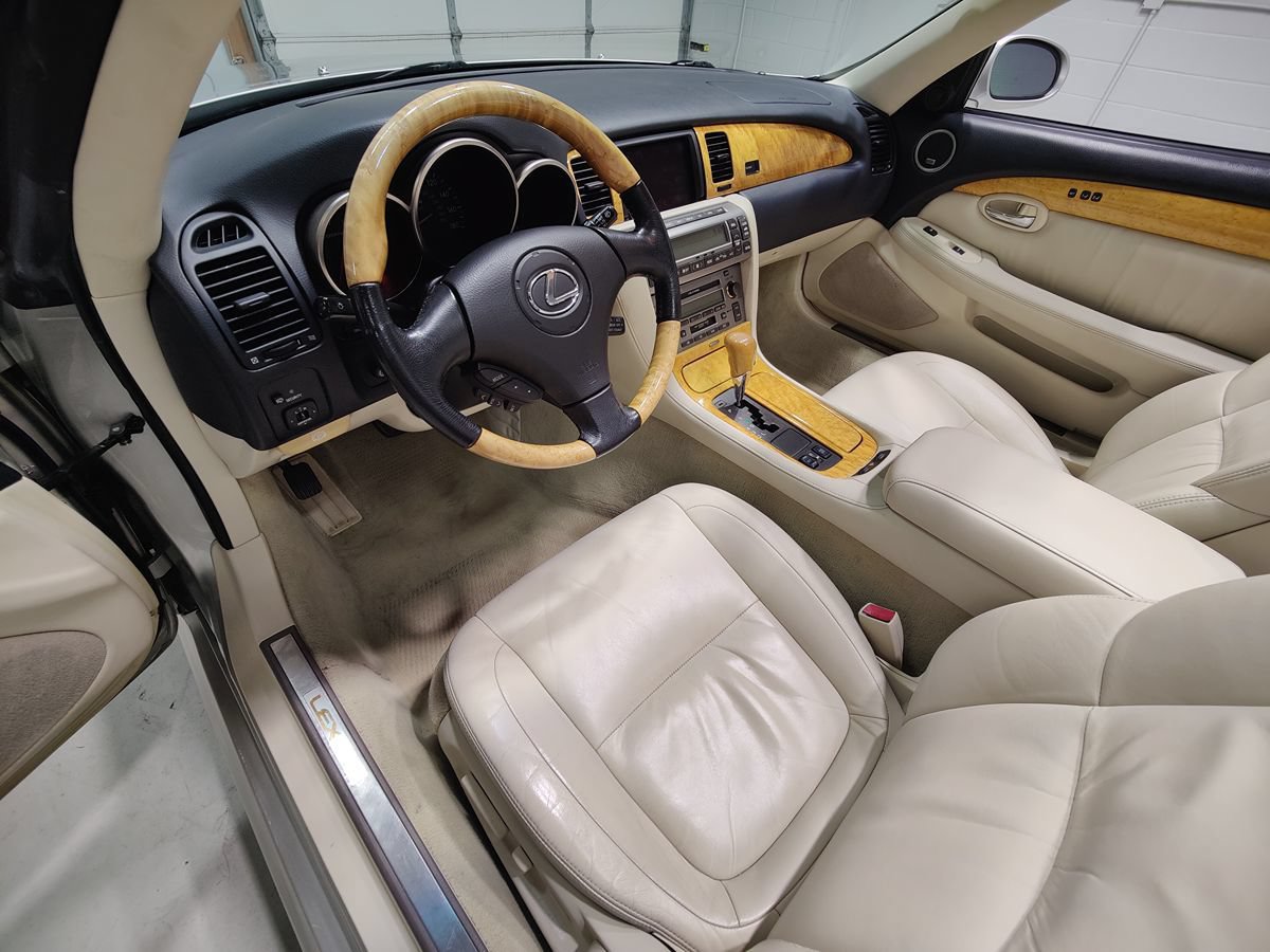 Used 2002 Lexus SC 430 Convertible RWD image 28