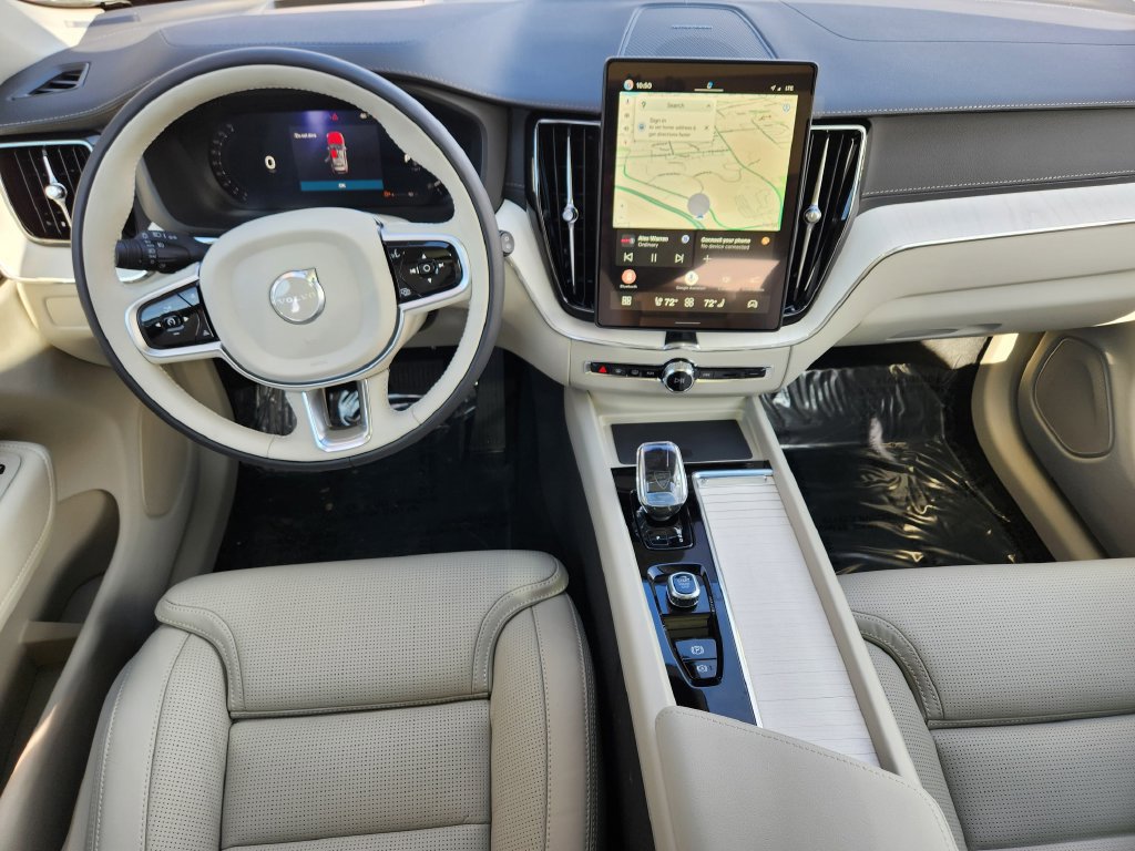 New 2026 Volvo XC60 B5 Ultra w/ Climate Package AWD/4WD image 16